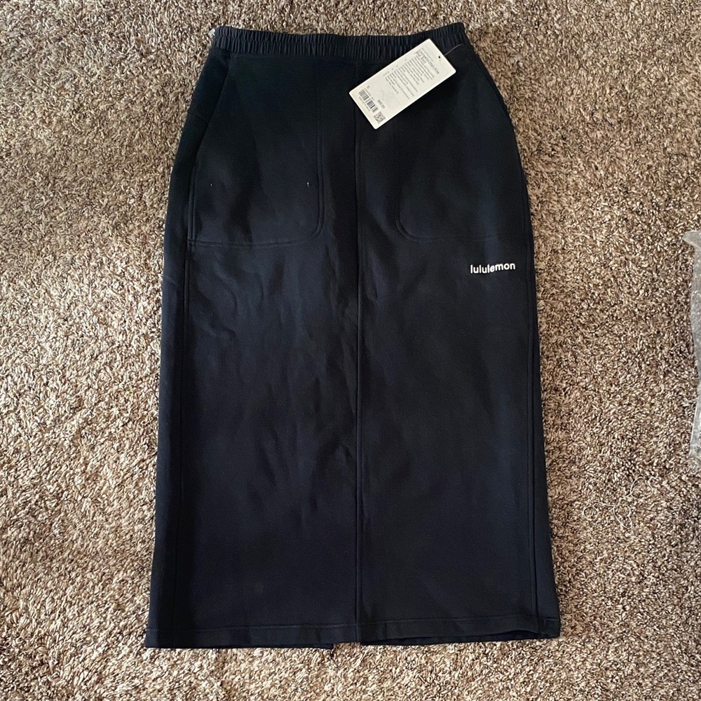 lululemon athletica Classic Black Pencil Skirt